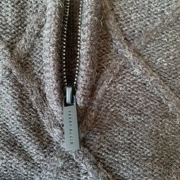 Perry Ellis Mens Quarter Zip‎  Sweater Size L Soft Cable Knit Gray NEW with tags - Picture 4 of 7